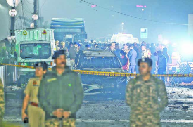 ඉන්දි­යාවේ මරා­ගෙන මැරෙන ප්‍රහා­ර­යක සැල­සු­මක් හෙළි වෙයි