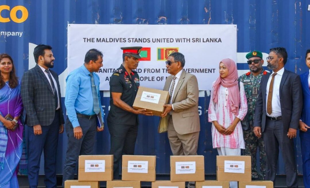 මාලදිවයිනෙන් ලංකාවට ටින් කළ ටූනා මාළු පෙට්ටි 25,000ක්