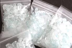 කෝටි 2ක අයිස්  සමඟ කමාන්ඩෝ සෙබ­ළා ඇතුළු 4ක් දැලේ