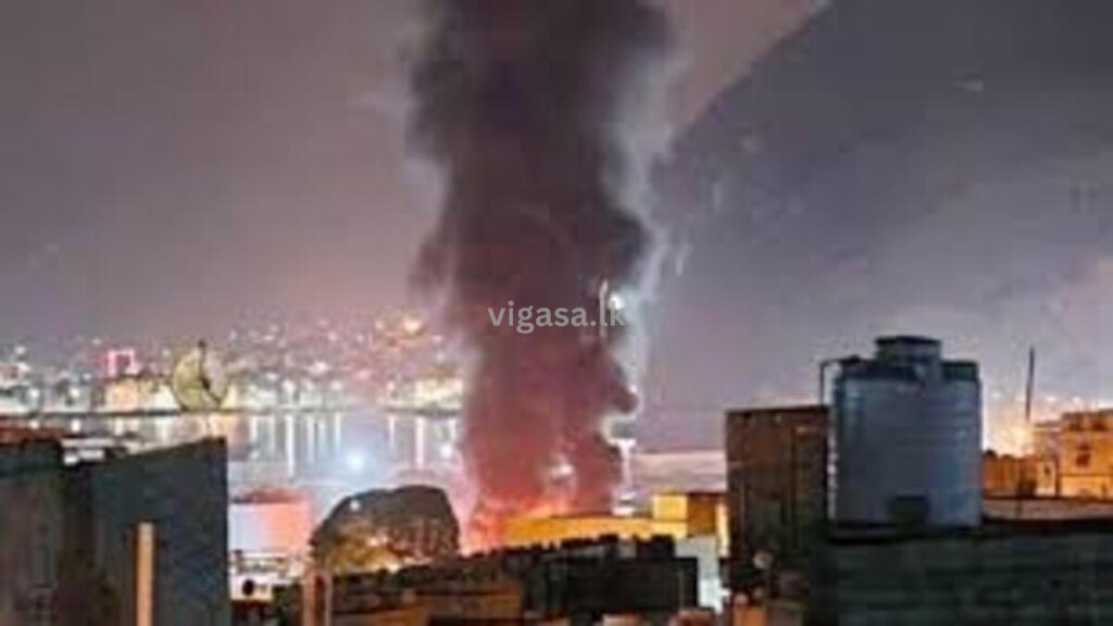 යේමනයේ මුකල්ලා වරාය නගරයට                                                 සෞදි අරාබියෙන් ගුවන් ප්‍රහාර