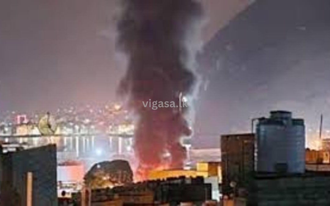 යේමනයේ මුකල්ලා වරාය නගරයට                                                 සෞදි අරාබියෙන් ගුවන් ප්‍රහාර