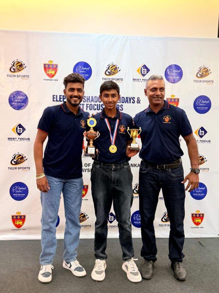 එස්.එස්.සී. ක්‍රිකට් පාසලේ දිලේන් ට ජාත්‍යන්තර සම්මානයක්