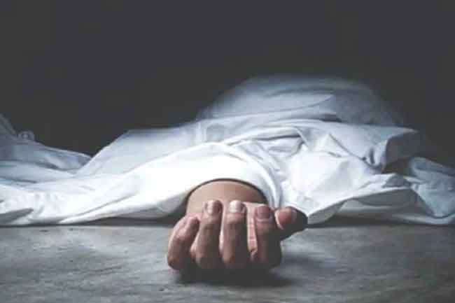 කබානා  හදමින් සිටි 3ක් පස් කණ්ඩියකට යට වී මරු දකිති