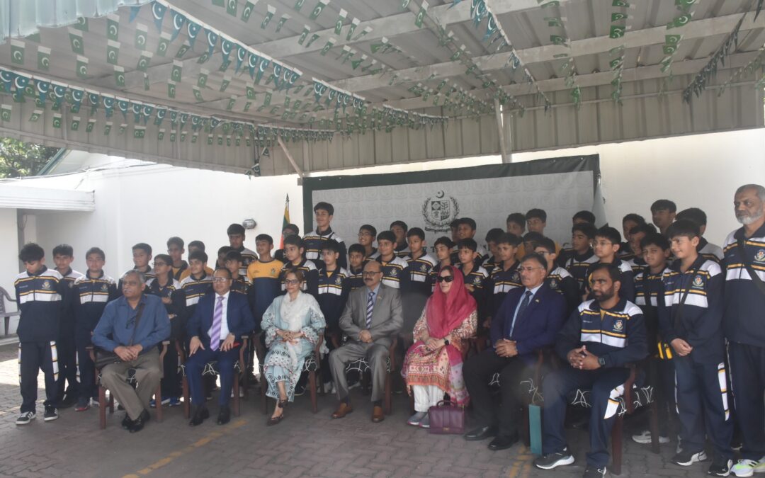 පාකිස්තාන සිසුහු ලංකාවට ඇවිත් සිරිනරබති