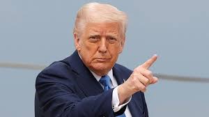 චීනය සමඟ ගණු දෙනුවකය ගියොත් 100%ක් බදු ගහනවා                      – ට්‍රම්ප් කැනඩාවට අනතුරු අඟවයි