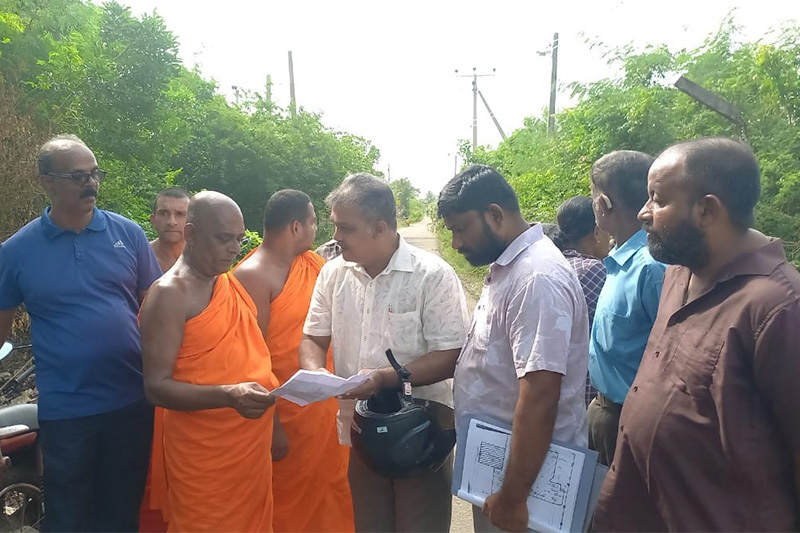 තිස්ස විහාරයට අත්පත් කරගත් තම ඉඩම් ඉල්ලා                          දෙමළ ජනතාව දිගටම අරගල                                                                     – අරගලය සාධාරණ බව නාගදීප පුරාණ                               රජමහාවිහාරාධිපති හිමියෝ කියති