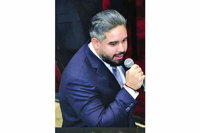 අමෙ­රි­කා ජාත්‍ය­න්ත­ර­යට භයා­නක                                                     පූර්වා­ද­ර්ශ­යක් සපයා තිබෙනවා                                                       – නිකො­ලස් මදු­රෝගේ පුත්‍රයා වෙනි­සි­යු­ලා පාර්ලි­මේන්තුවේදී කියයි