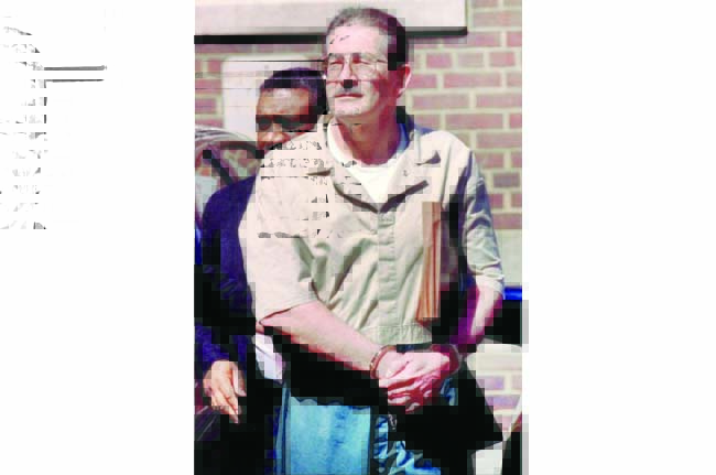 රුසි­යා­වට ඔත්තු දුන් CIA  හිටපු ප්‍රතිබුද්ධි නිල­ධා­රි­යා                       සිරගෙදරදී මිය යයි