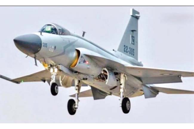 පාකි­ස්තා­නය සහ චීනය ඒකා­බ­ද්ධව සංව­ර්ධ­නය කළ                                 J.F -17 ප්‍රහා­රක ජෙට් යානා මිලදී ගන්න                                           රටවල් රැසකින් වැඩි ඉල්ලුමක්