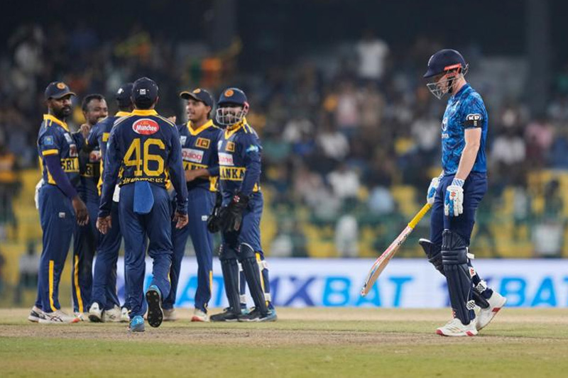 Sri Lanka outspin England to take ODI series lead
