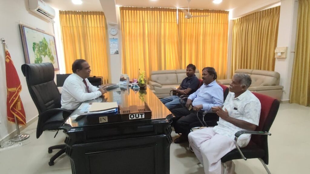 සාම්ප්‍රදායික ගොවි බිම් අත්පත් කර ගන්න                                            උතුරු පළාත් රාජ්‍ය ආයතන පියවර අරන්