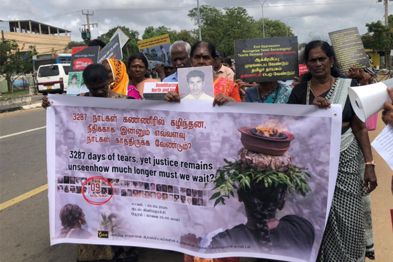 වසර 9ක් අරගලයට විසඳුම් නැහැ !                                                         දෙමළ අම්මාවරුන්ගෙන් ආණ්ඩුවටත් ජාත්‍යන්තරයටත් දොස්