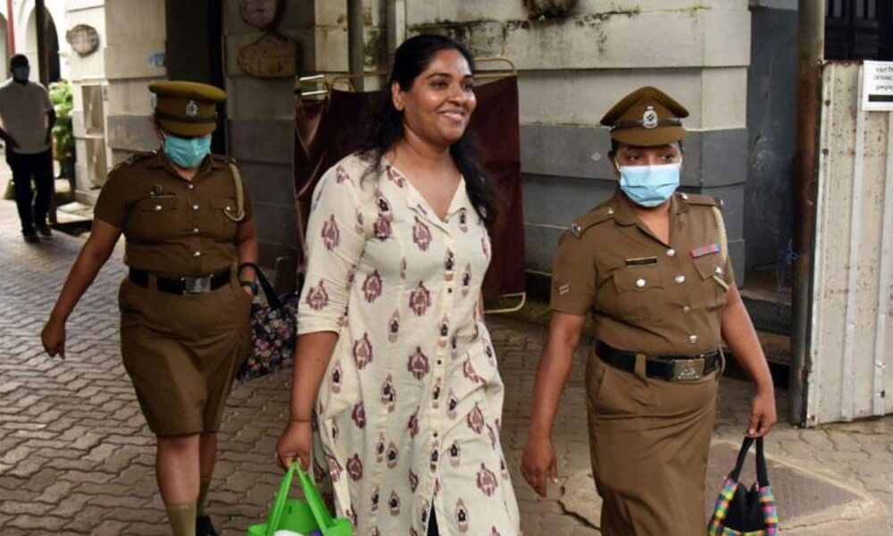 කෙහෙළියගේ වැඩිමහල් දියණියට ඇප