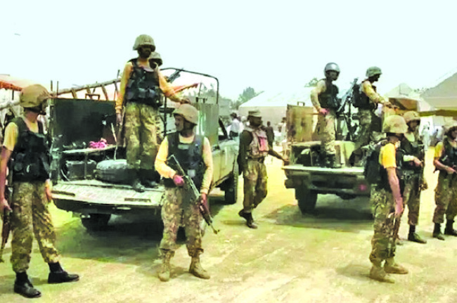 බලු­කි­ස්තානයේ ත්‍රස්තවාදීන් එල්ල කළ                                                                            ප්‍රහාරයකින් පාකි­ස්තාන හමුදා සෙබ­ළුන් 24ක් මරුට