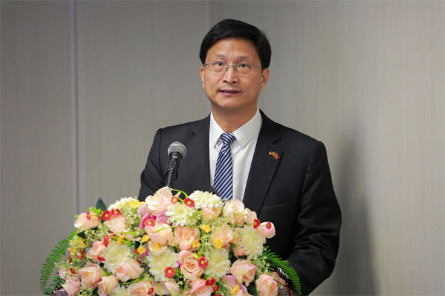 ආර්ථික ගැටලුවලට මුහුණ දී සිටින ශ්‍රී ලංකාවට                                      ඕනෑම  මට්ටමේ  සහයෝගයක් චීනය ලබා දෙනවා                                                                     – ශ්‍රී ලංකාවේ  චීන තානාපති