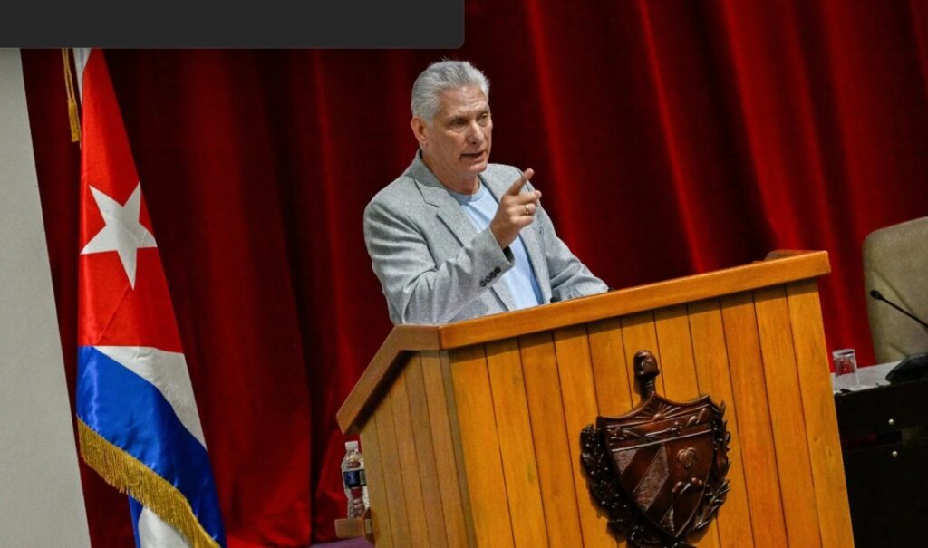 ඩොනල්ඩ් ට්‍රම්ප්ගේ අභියෝග භාර ගන්න කියුබාව සුදානම් !                         – කියුබානු ජනාධිපති මිගෙල් ඩියස් කැනෙල් අවධාරණය කරයි