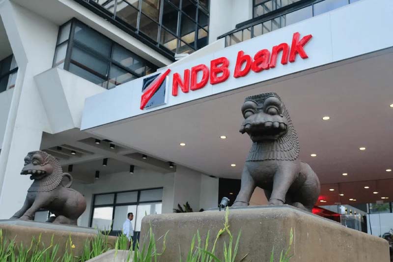 ජාතික සංවර්ධන බැංකුවේ රුපියල් මිලියන 12,800ක්                              රටින් පිටතට ගෙන යද්දී මහ බැංකුව මර නින්දේ සිටියේ ඇයි? – මන්ත්‍රි රවී කරුණානායක  පාර්ලිමේන්තුවේදී  ප්‍රශ්න කරයි