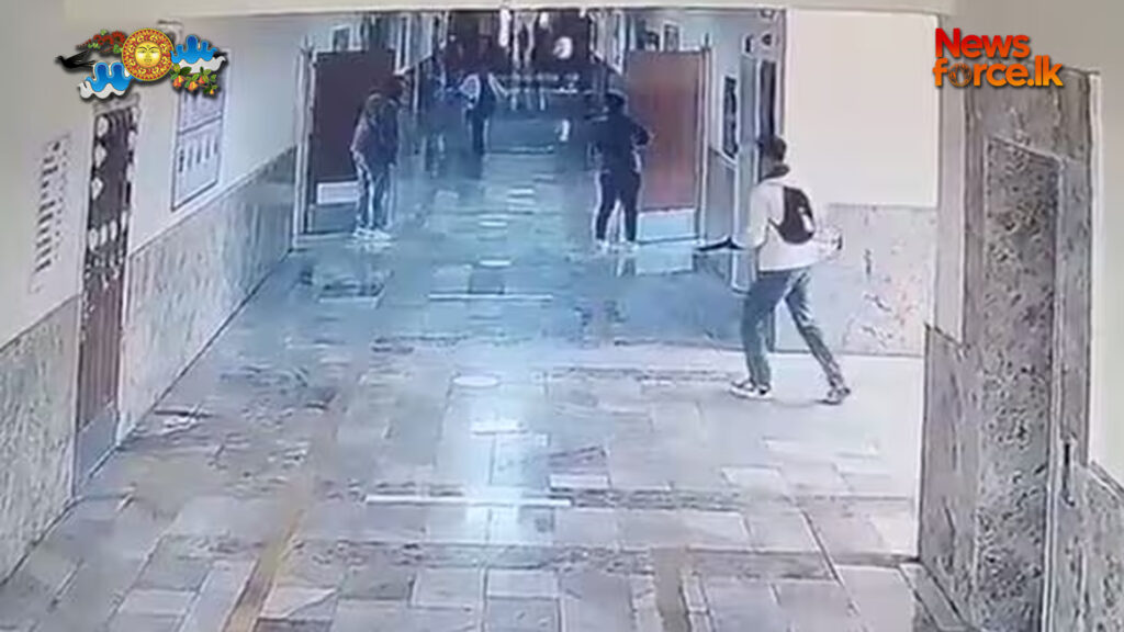 තුර්කියේ පාසලක වෙඩි තැබීමක් !                                                         9ක් මරුට – 13කට බරපතළයි