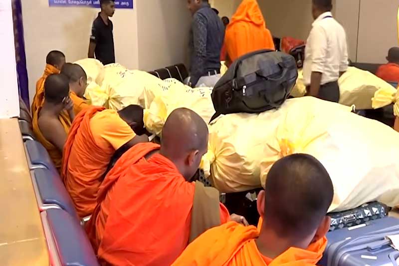 මත්ද්‍රව්‍ය  මෙරටට ගෙනා භික්ෂුන් පිරිස මෙහෙයවූ                                          මහ මොළකාර භික්ෂුව දැලේ !