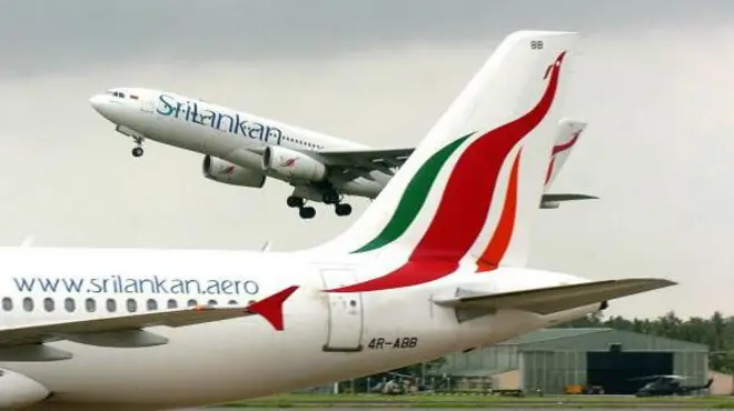   තවත් වැරදීමක් :                                                                                      ශ්‍රී ලංකන් ගුවන් සමාගමේ රුපියල් කෝටි 8ක්                                          වැරදි ගිණුමකට ගිහින් !                                                                                     – සිවිල් ගුවන් සේවා ඇමැතිගෙන් අද හෙට ම ප්‍රකාශයක්