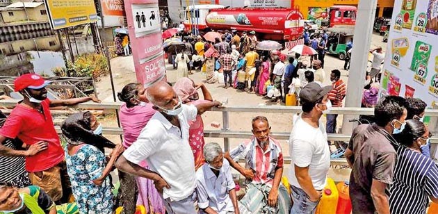 මැදපෙරදිග අර්බුදය හේතුවෙන් ගෝලීය ආර්ථිකයේ ගැටලු රැසක් ! බිලියන සංඛ්‍යාත ජනතාවකට                                                                  ජීවිත දුෂ්කරතා ඇති වෙලා                                                                           – එක්සත් ජාතීන්ගේ ආර්ථික විද්‍යාඥයෝ පවසති