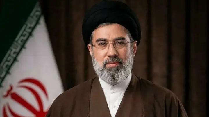 May you be able to move towards a                             spiritual and honorable life                                                                                          – Sayyid Mojtaba Hosseini Khamenei extends greetings on the occasion of Hajj