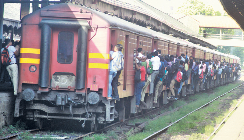 ශ්‍රී ලංකාවේ දුම්රිය සේවය සංවර්ධනය කරන්න                                                          රුසියාව සමඟ අවබෝධතා ගිවිසුමක්