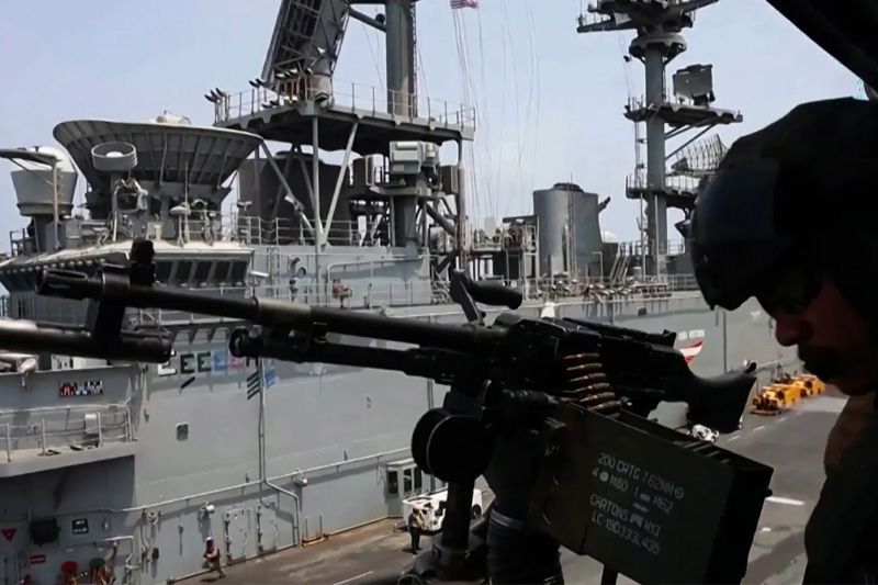 US and Iran hit pause on strikes for second day