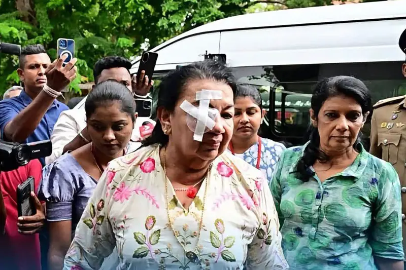ශිරන්ති අද නවලෝක රෝහලේ වෛද්‍යවරයා හමුවට